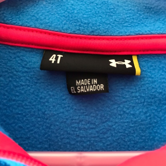 SOLD! 🥳 {4T,  Under Armour} fleece pullover - Picture 3 of 4